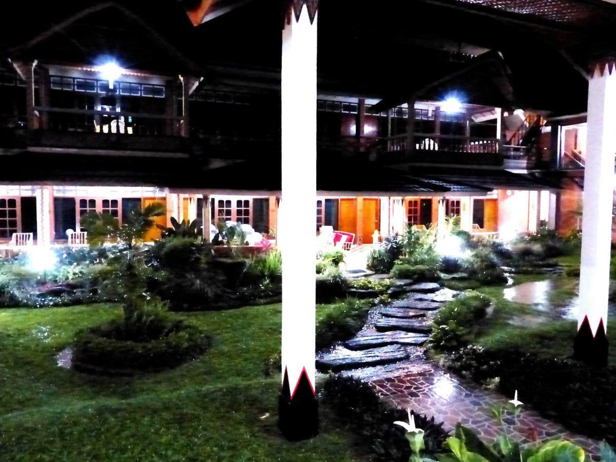 Toraja Torsina Hotel Rantepao Exterior photo